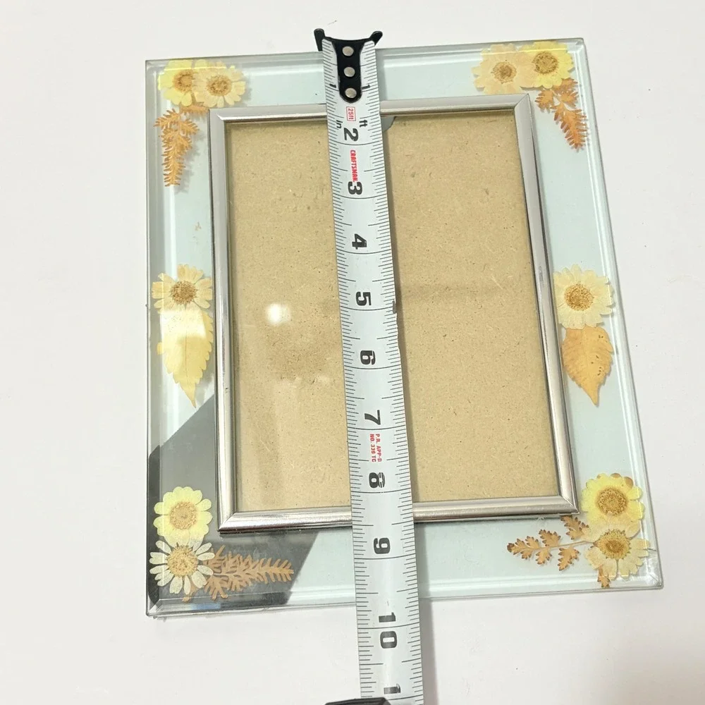 Pressed Flower Glass Photo Frame Yellow Daisy Fern Botanical 4x6 Tabletop Silver - Picture 11 of 16